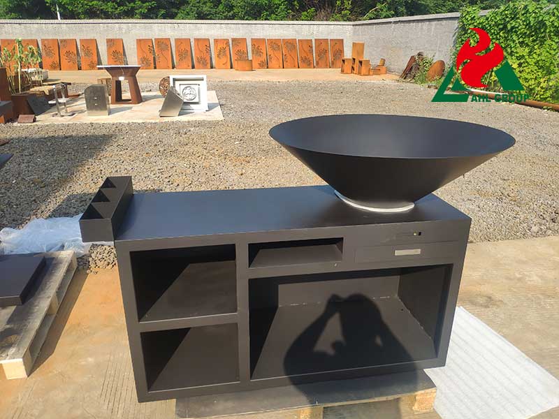 <h3>Corten Steel BBQ Grill Outdoor use</h3>
